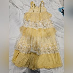 Belle dutchess dress. Well dressed wolf